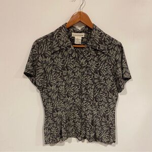 Evan Picone Womens Short Sleeve 100% Silk Floral Top Button Up Vintage